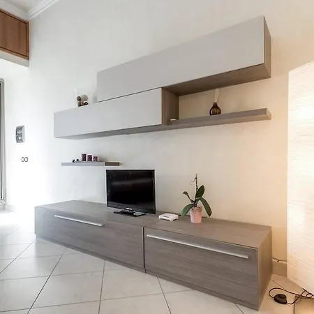Maison Du Soleil Scandicci